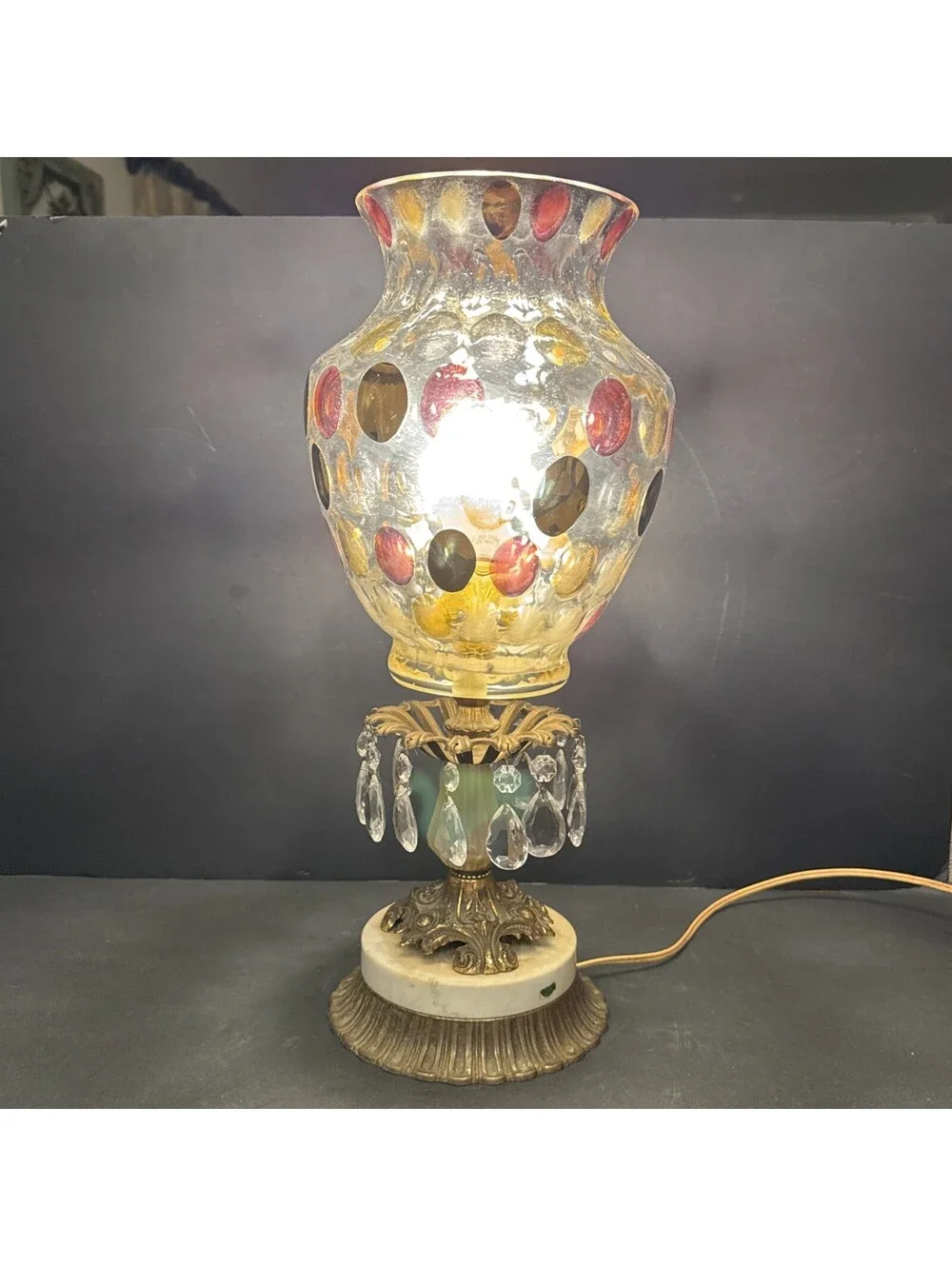 Vintage Hollywood Regency Bohemian Art Glass Marble Base Table Lamp 17.75” H